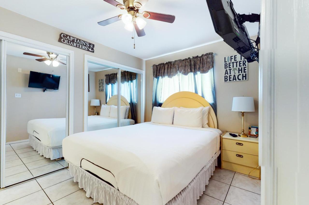 Long Island Village Unit 831 Port Isabel Exterior photo
